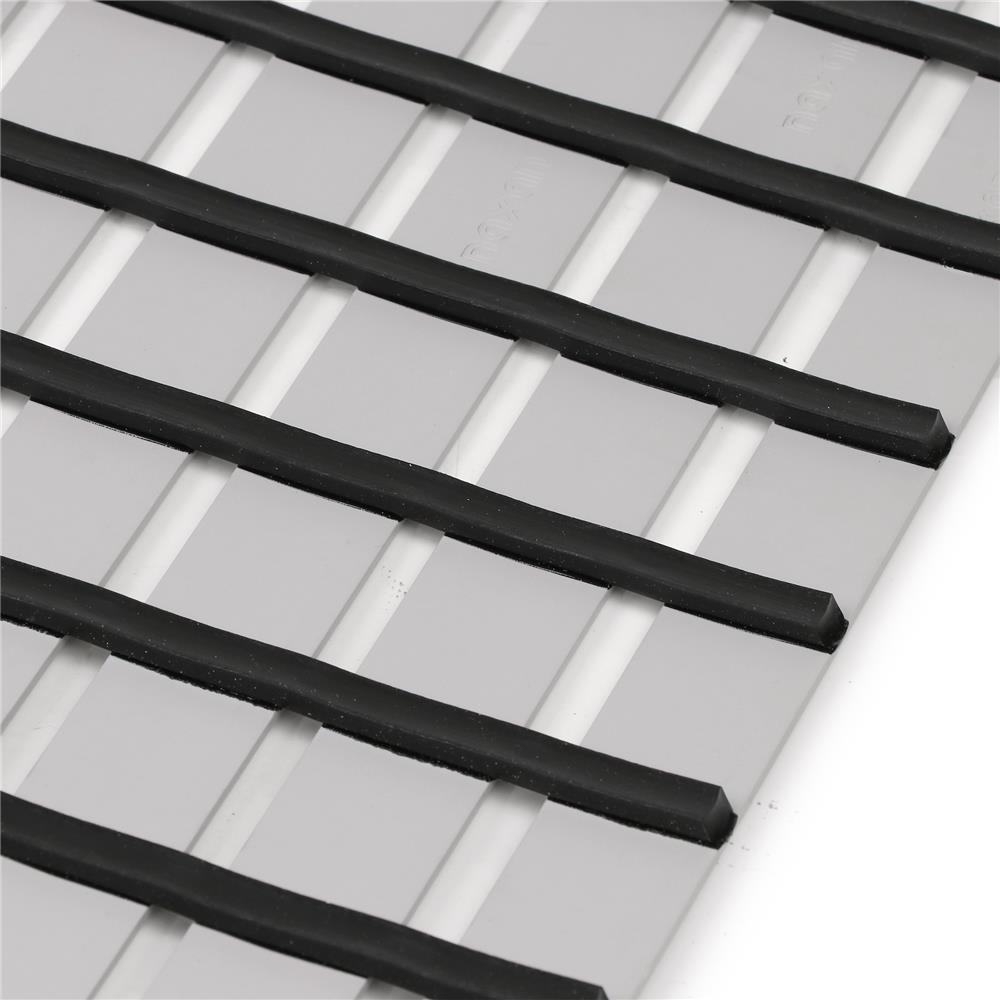 แผ่นกันลื่น ELLIS SM75 60x75 ซม. สีเทา