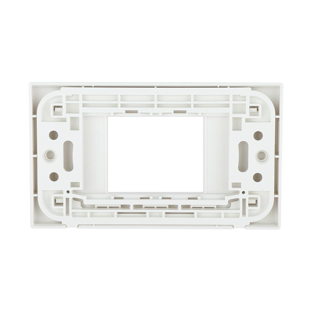 หน้ากาก 2 ช่องกลาง PANASONIC WEG68029WK สีขาว