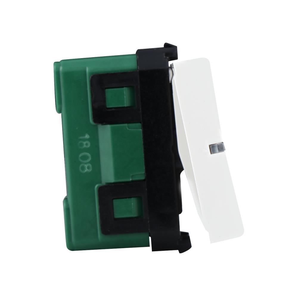 สวิตช์ 1ทาง PANASONIC WEAG5511 ขนาด 3 ช่อง สีขาว