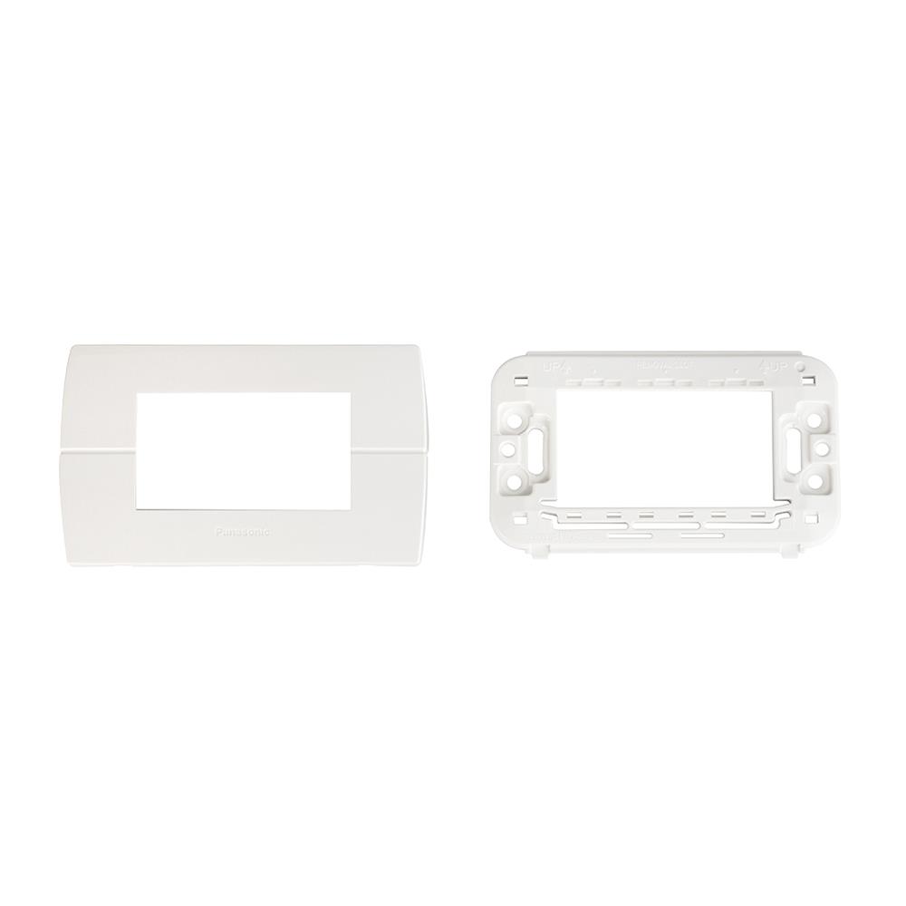 หน้ากาก 3 ช่อง PANASONIC WEAG6803W สีขาว