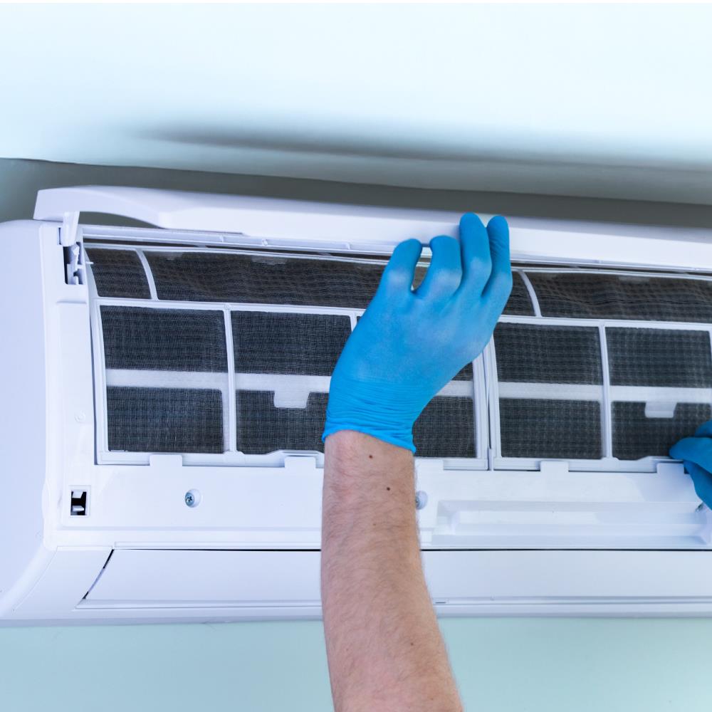 ย้ายจุดติดตั้งแอร์แขวน/ผนัง 9K-13K BTU