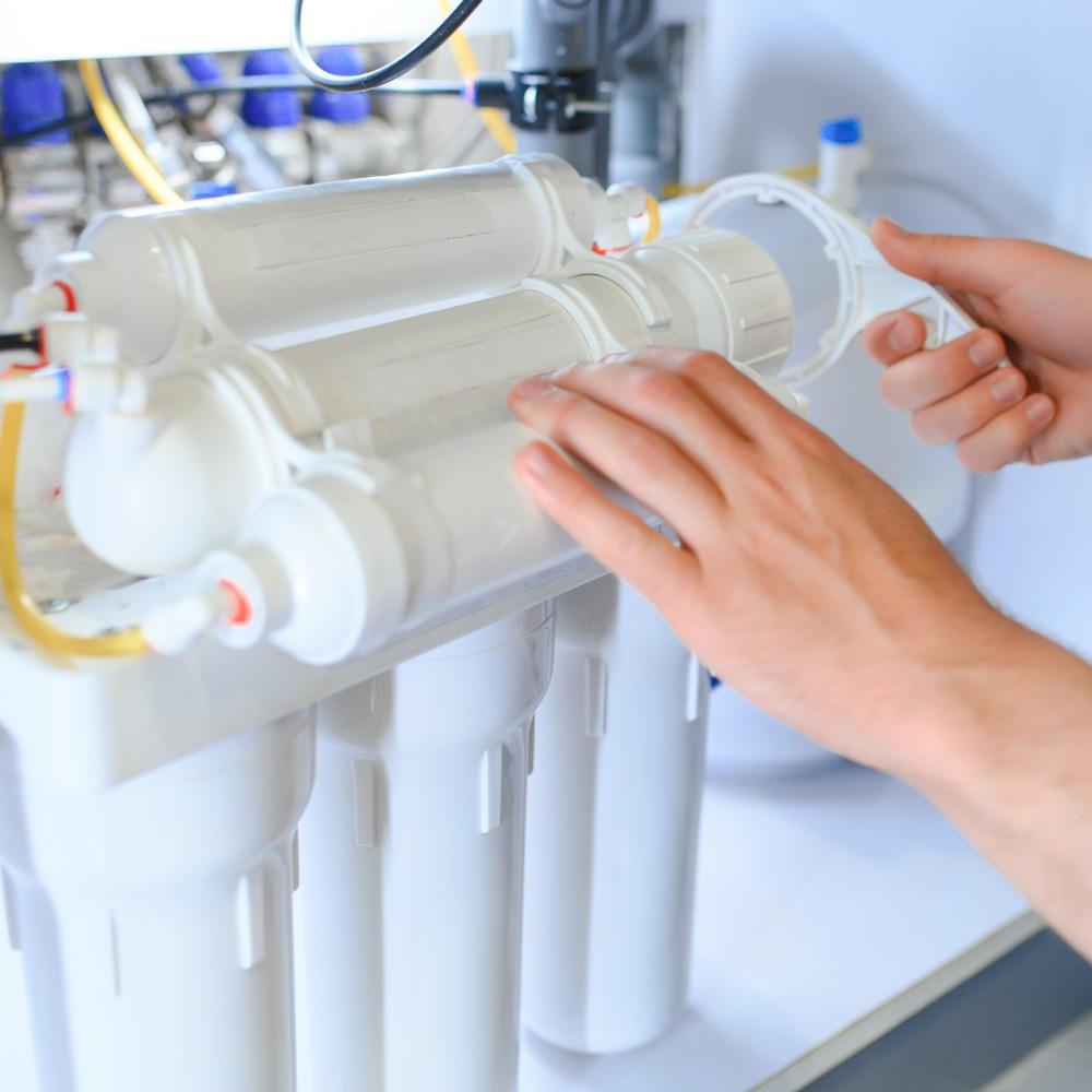 ติดตั้งเครื่องกรองน้ำ พร้อมเดินระบบน้ำไฟ