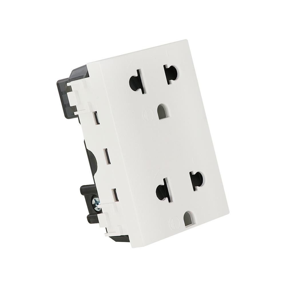 เต้ารับคู่ 3 ขา BTICINO SN4185FLIGHT สีขาว