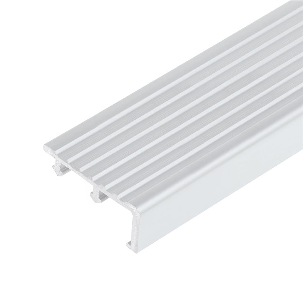 จมูกบันไดอะลูมิเนียม DP 5 ซม. x 4 ม. สีอะลูมิเนียม