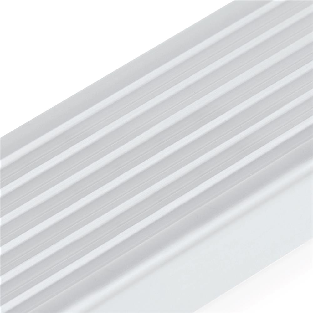 จมูกบันไดอะลูมิเนียม DP 5 ซม. x 4 ม. สีอะลูมิเนียม