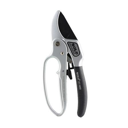 กรรไกรแต่งกิ่ง 3 จังหวะ SOLO 3130 8 นิ้ว