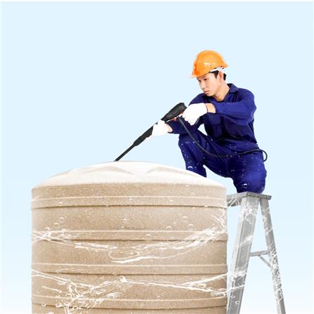 ล้างแท็งก์น้ำบนดิน