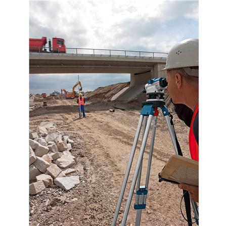 กล้องวัดระดับเลเซอร์ BOSCH GOL26D_5