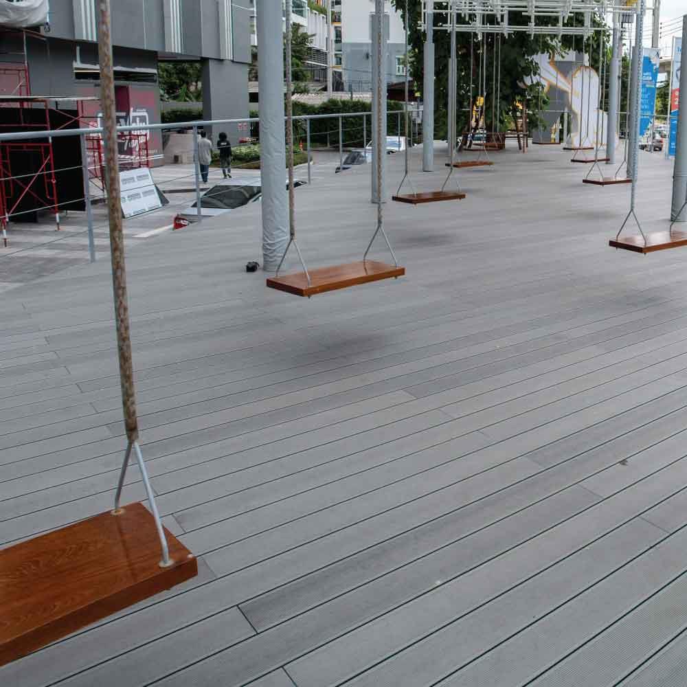 ไม้พื้น THAISUN 13.5X240X2.5 ซม. สีเทา