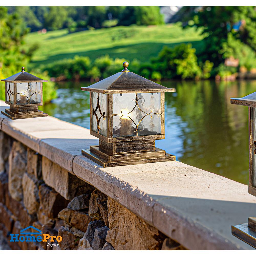 ไฟหัวเสา CARINI C036/250 สีทองรมดำ