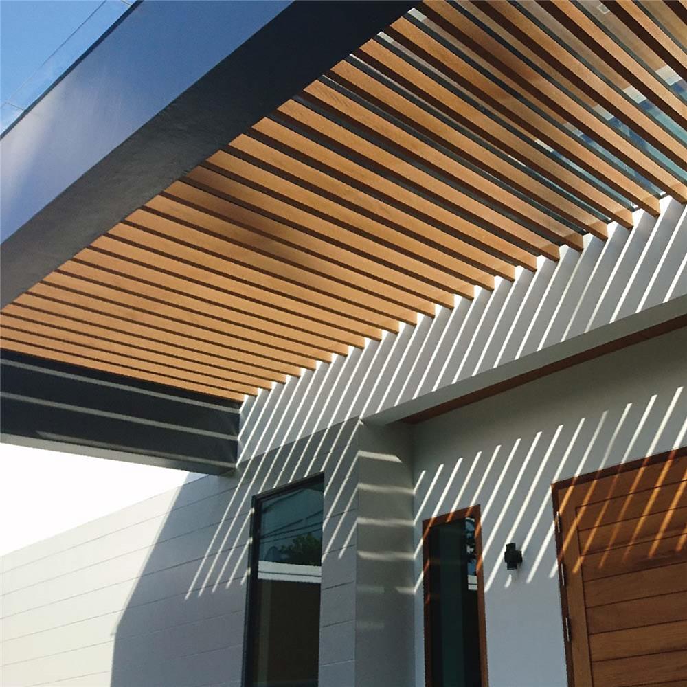 ไม้ระแนงกลวง THAISUN MDRH01-2 5x10x300 ซม. สีไม้สัก