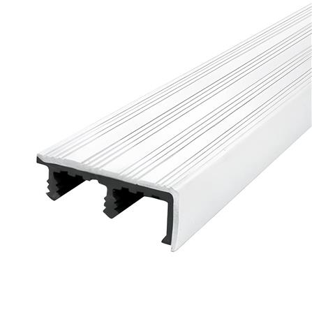 จมูกบันได PVC จระเข้ พลัส ไมโครแบน 1.5 ม. สีขาวไข่มุก_0