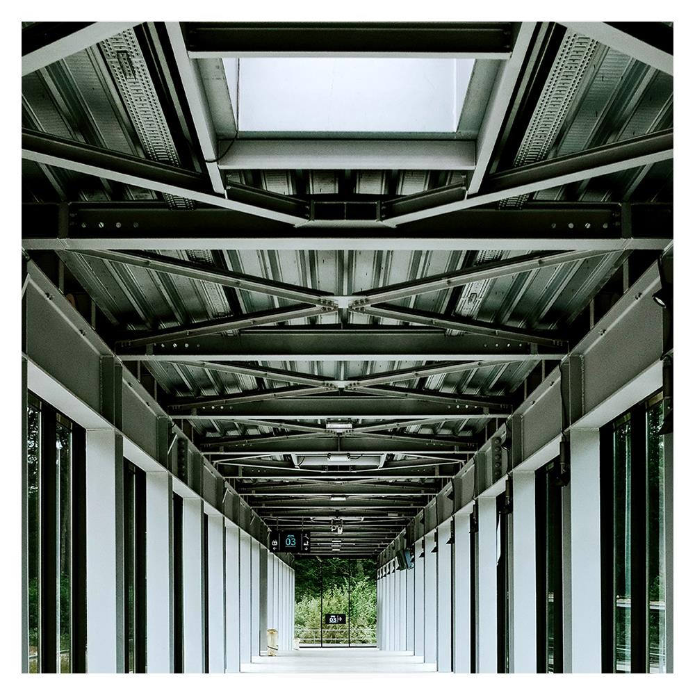 สีรองพื้นและสีทาทับหน้าเหล็ก ชนิดกึ่งเงา RTB METAL SHIELD PRO HYBRID 2 IN 1 สีเทา 1 แกลลอน