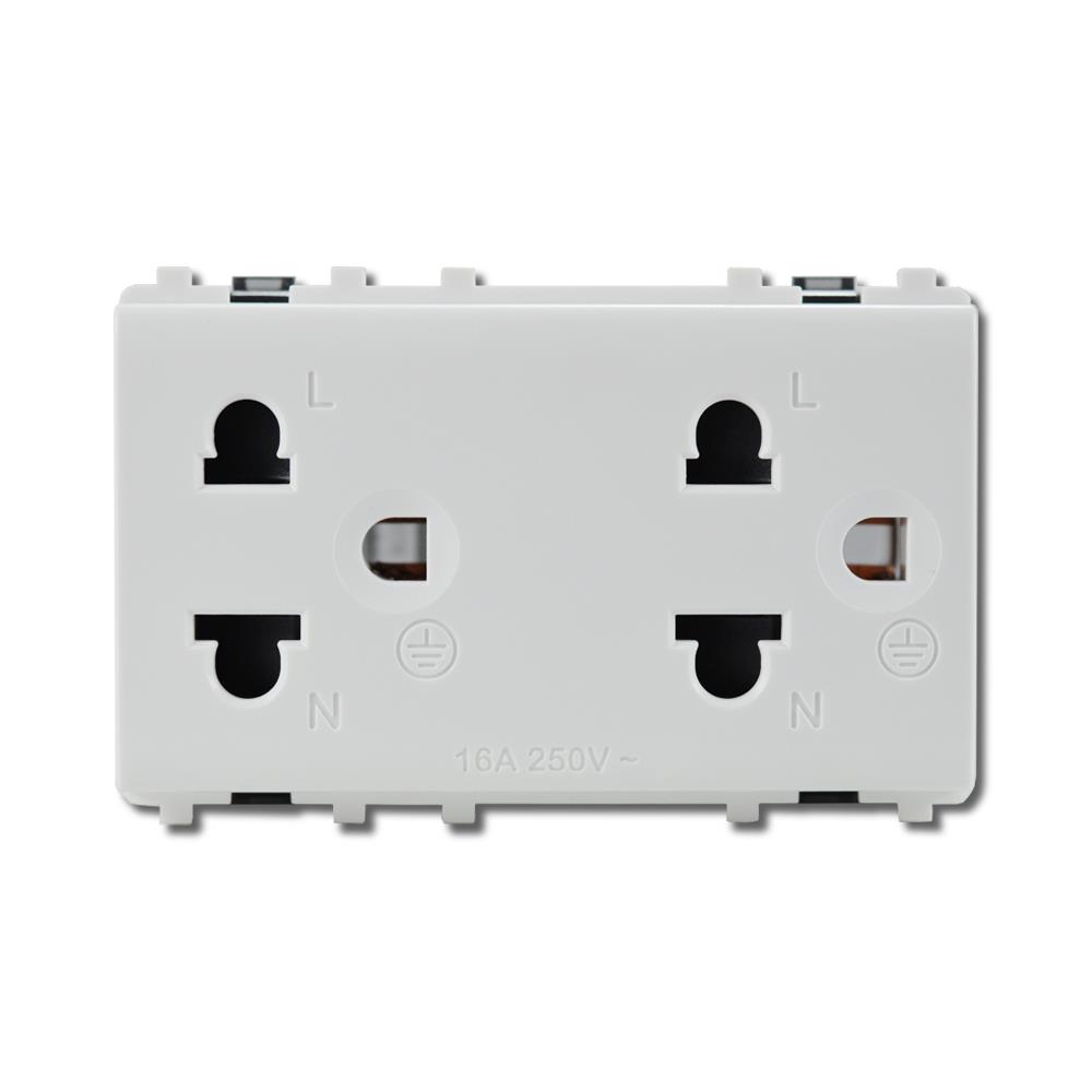 เต้ารับคู่ 3 ขา มีม่านนิรภัย SCHNEIDER 3426UEST2M สีขาว