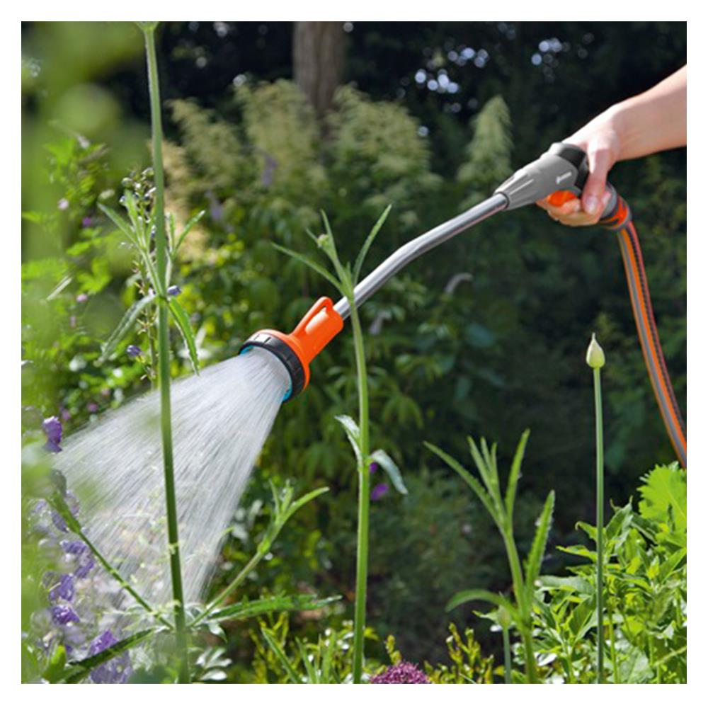 ปืนฉีดน้ำปรับได้ด้ามยาว GARDENA 18330-20