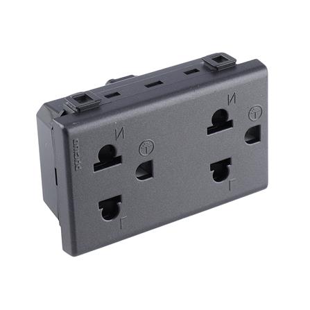 เต้ารับคู่ 3 ขา มีม่านนิรภัย BTICINO SAG5025DWT สีดำ_1