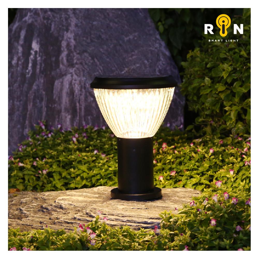 ไฟหัวเสา SOLAR RIN 216293009 5 วัตต์ สีดำ