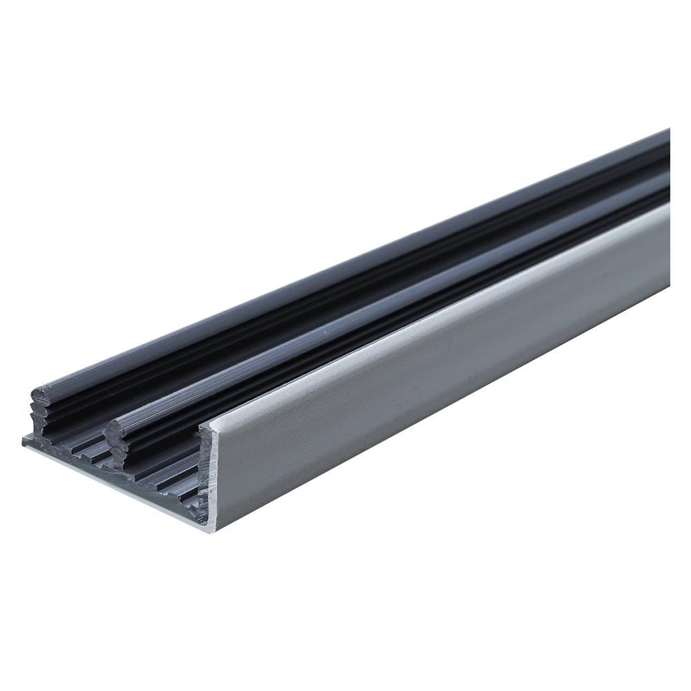 จมูกบันได PVC จระเข้ พลัส ไมโครแบน 2 ม. เทาแกรนิต