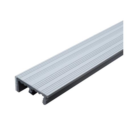 จมูกบันได PVC จระเข้ พลัส ไมโครแบน 2 ม. เทาแกรนิต_0