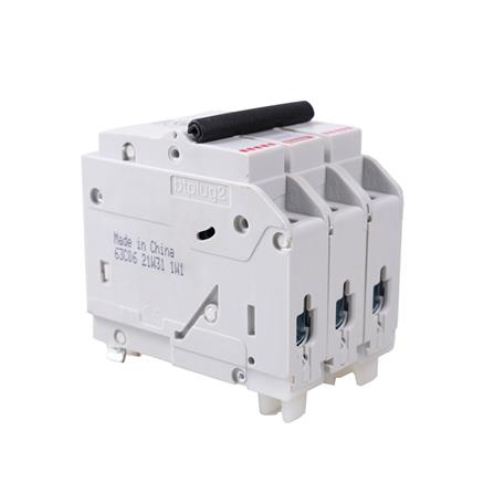 เซอร์กิตเบรกเกอร์ 3 โพล 3 เฟส BTICINO BTP3C63 63 แอมป์_1