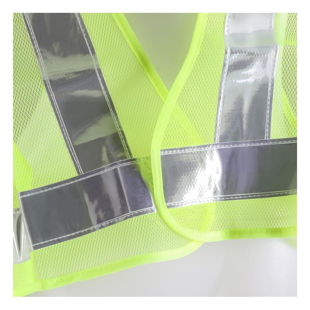 เสื้อจราจรสะท้อนแสงทรงวี YAMADA 5559V สีเขียว