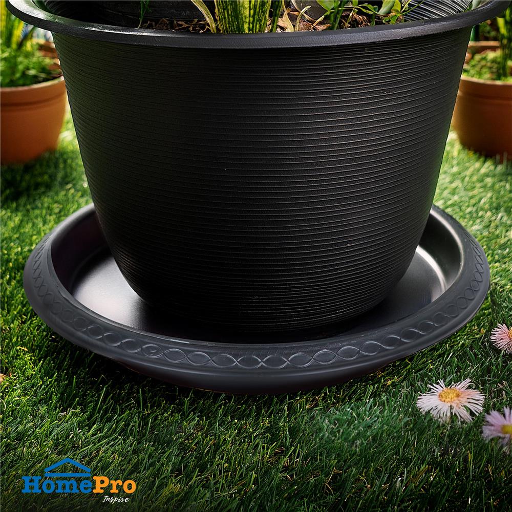 จานพลาสติก รองกระถาง SPRING 15 นิ้ว สีดำ