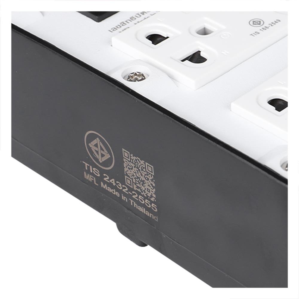 บล็อกยาง 4x4 พร้อมสาย VCT3x1.5 4ช่อง 1สวิตช์ ELECKTA 10 เมตร สีดำ