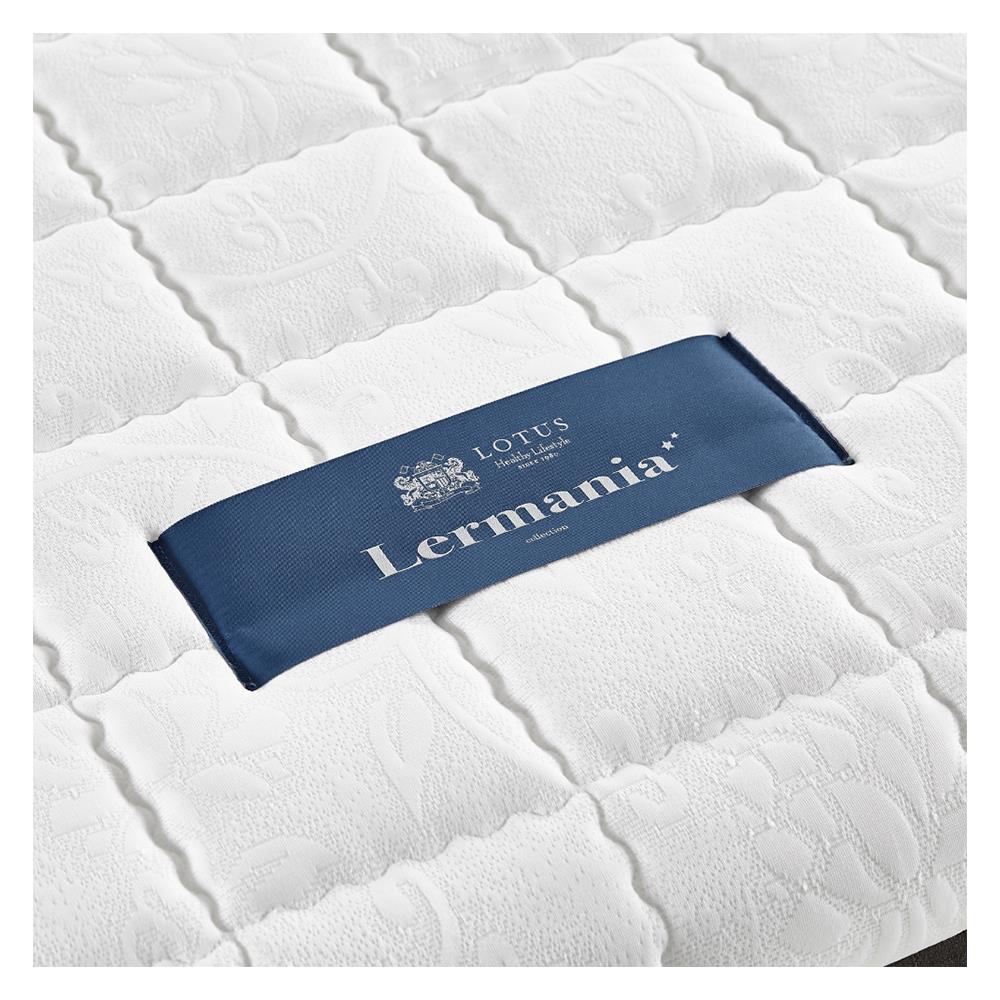 ที่นอน 5 ฟุต LOTUS VENTURY พร้อมชุดเครื่องนอน 11 ชิ้น