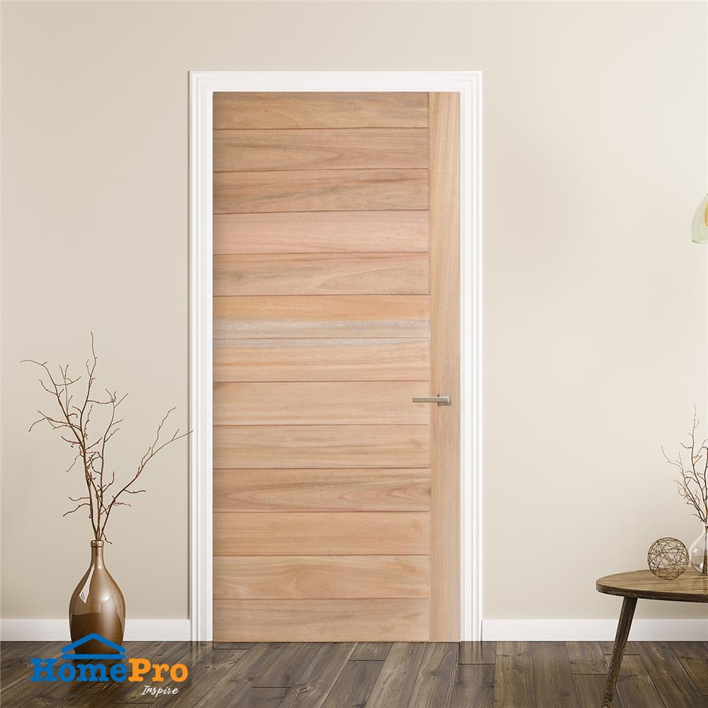 ประตูไม้โอ๊ค AZLE CROSS 80x200 ซม. สีธรรมชาติ ไม่เจาะลูกบิด