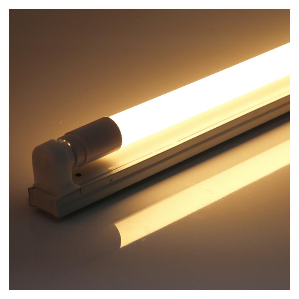 ชุดรางนีออน LED EVE T8 SAVER 22 วัตต์ WARMWHITE