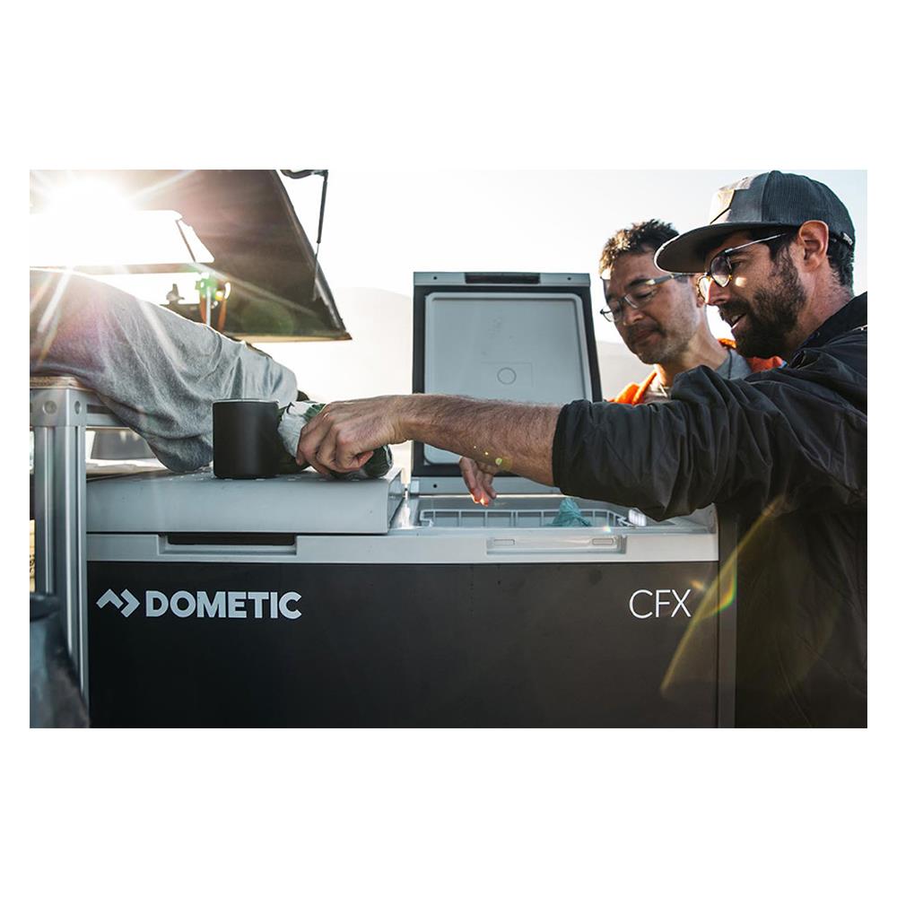 ตู้เย็นแช่แข็งพกพา DOMETIC CFX3 95DZ 82 ลิตร