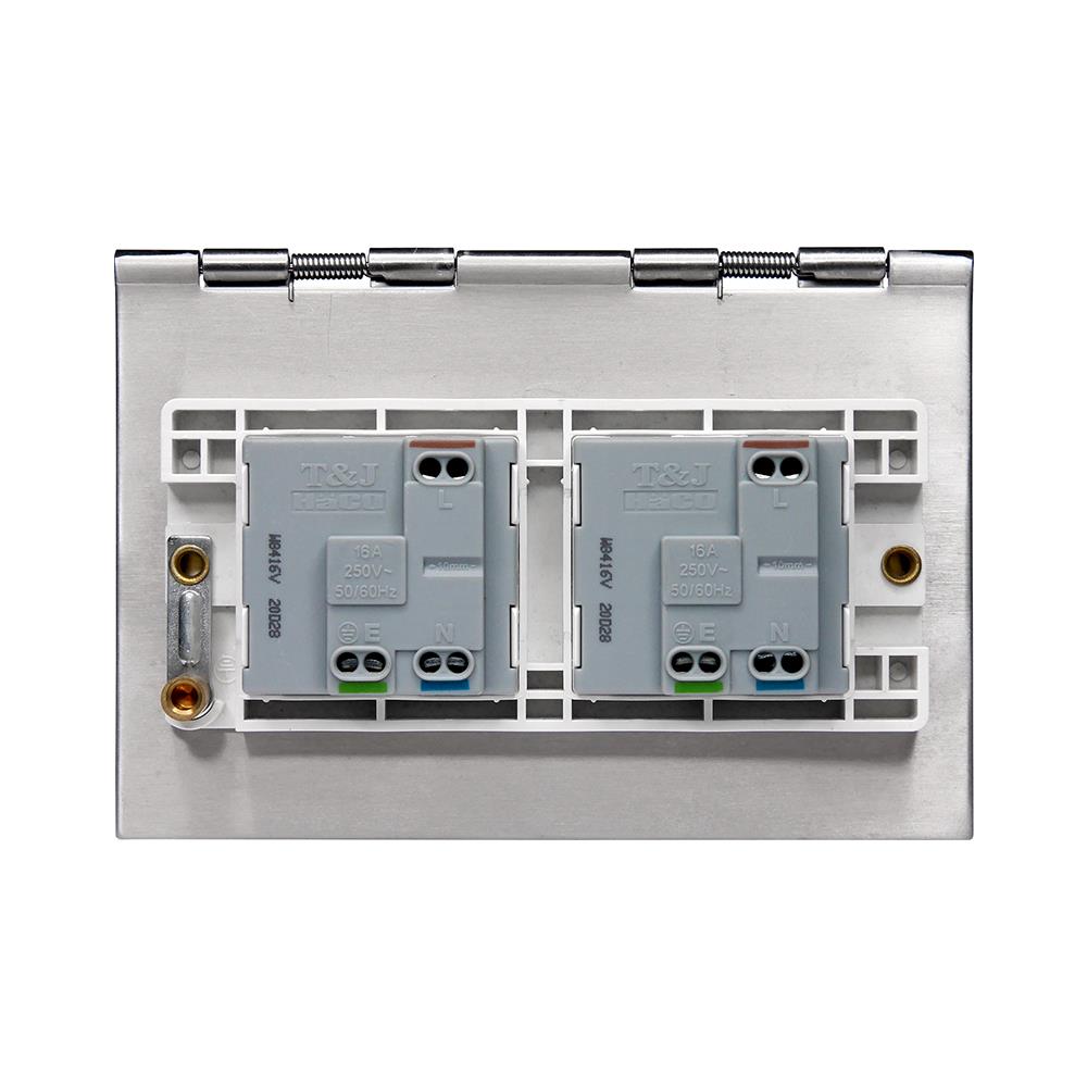 ชุดเต้ารับฝังพื้นสเตนเลส HACO HBS-102S/TE2 สีเงิน