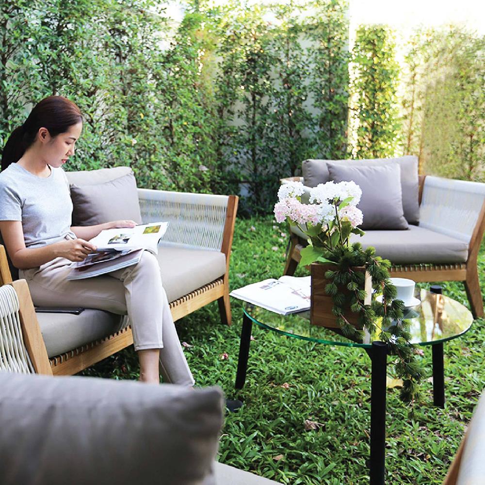 โต๊ะข้างกลม MODERN OUTDOOR TAVIA 67 ซม. สีดำ