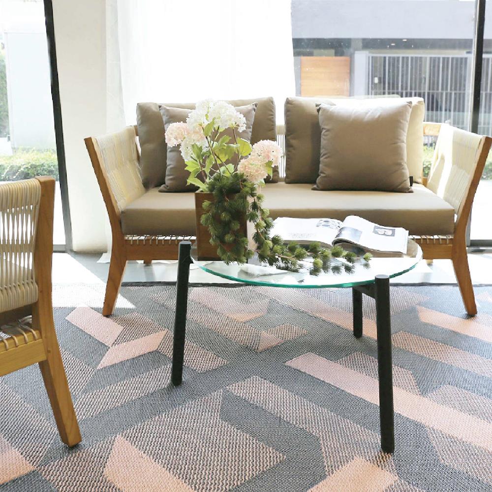 โต๊ะข้างกลม MODERN OUTDOOR TAVIA 67 ซม. สีดำ