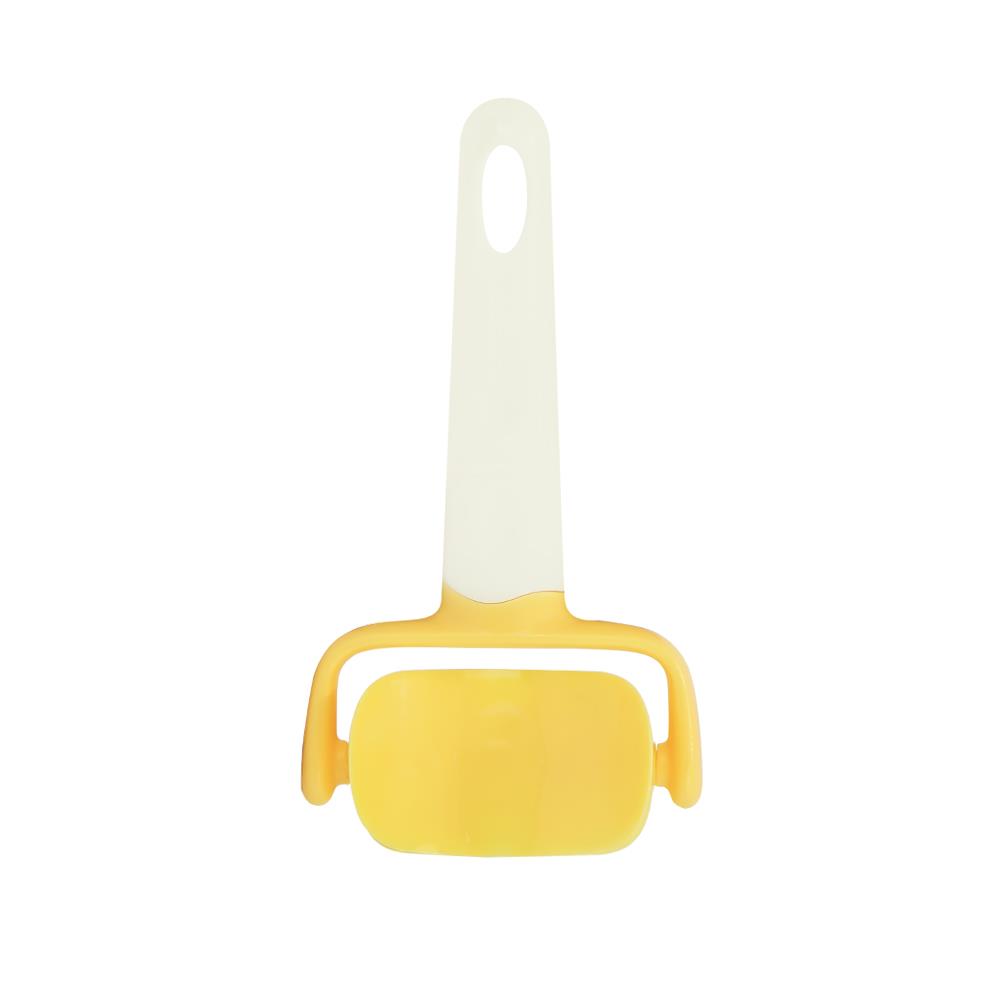 ลูกกลิ้งตัดแป้งกลม PENGUIN KSA14 สีเหลือง