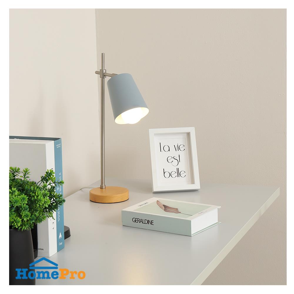 ไฟตั้งโต๊ะ CARINI 5041B/1T สีเทา/เงิน/ลายไม้