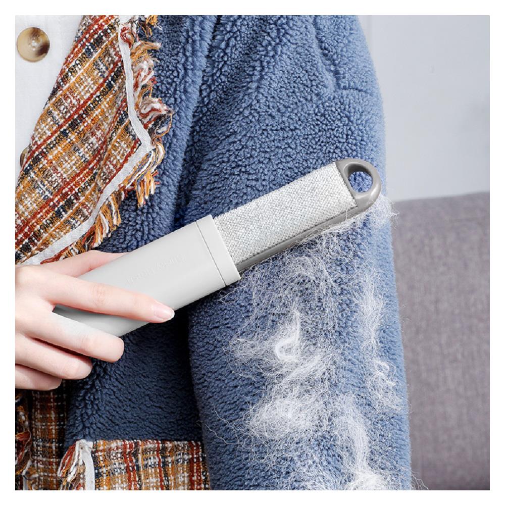 แปรงขจัดฝุ่นไฟฟ้าสถิตแบบพกพา ACCO STICKY สีขาว