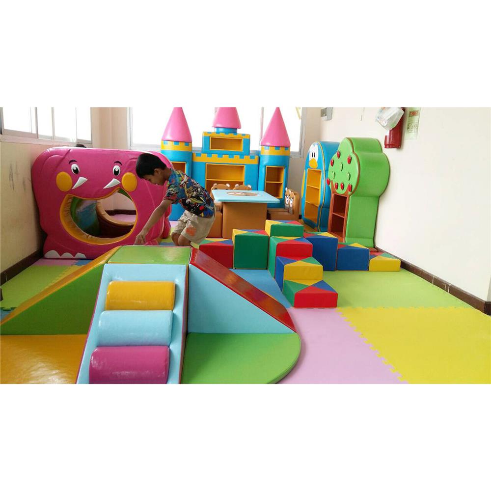 ชั้นวางของเด็ก PLAYSANOOK APPLE TREE สีเขียว/น้ำตาล