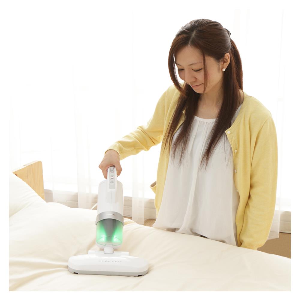 เครื่องดูดไรฝุ่น IRIS OHYAMA IC-FAC2 สีขาว