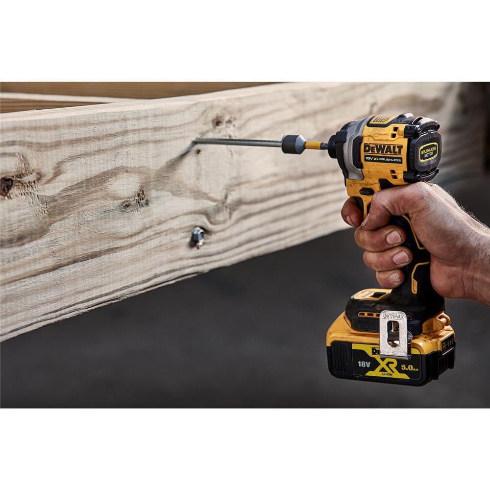 สว่านไขควงกระแทกไร้สาย(เฉพาะตัวเครื่อง) DEWALT DCF850N-B1 18 โวลต์