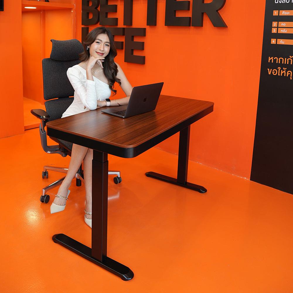 โต๊ะทำงานปรับระดับ ERGOTREND SIT 2 STAND ABSOLUTE DESK 120 ซม. สีมะฮอกกานี/ดำ