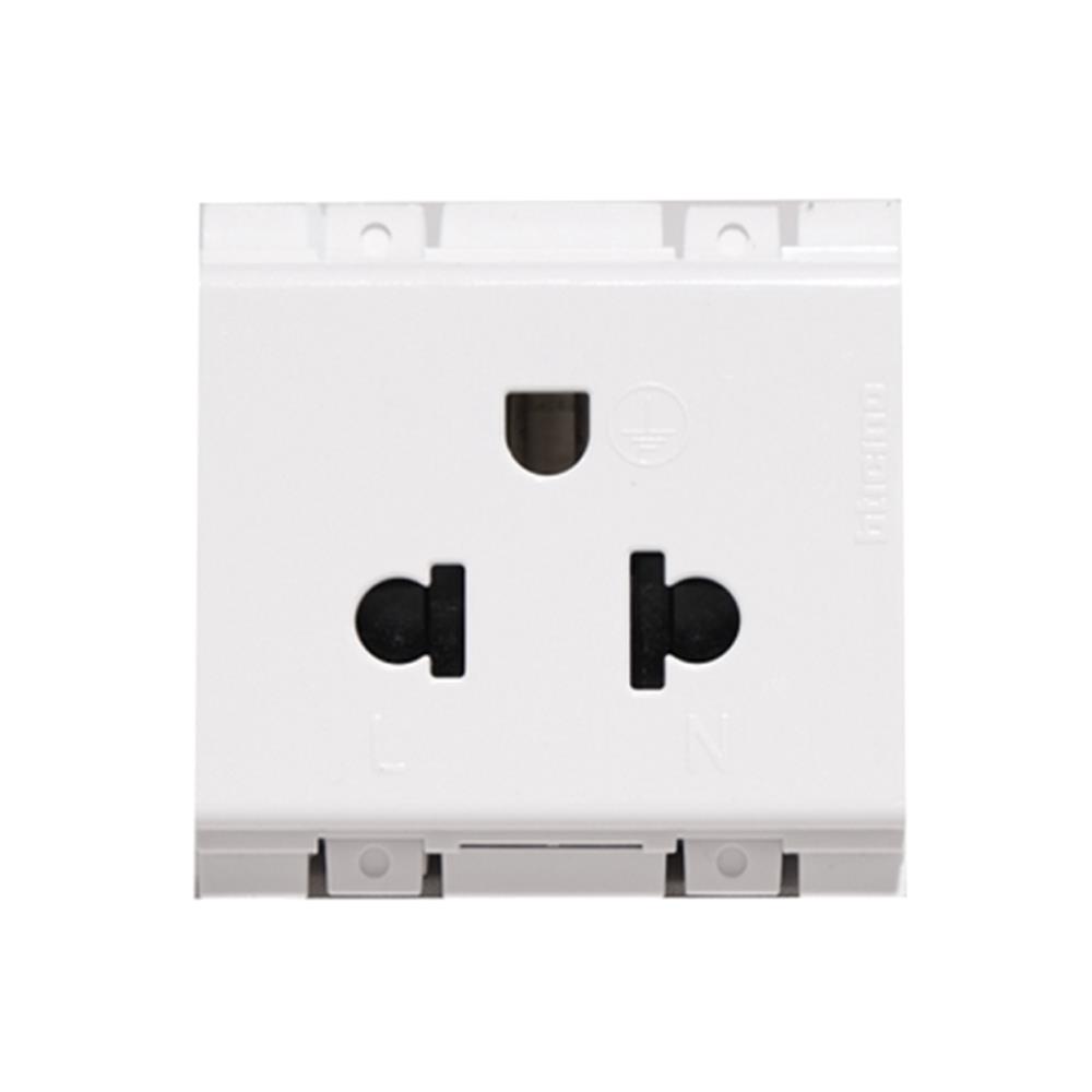 เต้ารับเดี่ยว 3 ขา มีม่านนิรภัย BTICINO BAMBOO AE2125TB สีขาว