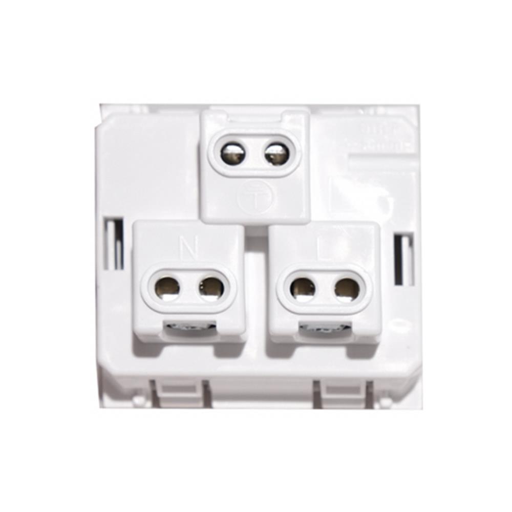 เต้ารับเดี่ยว 3 ขา มีม่านนิรภัย BTICINO BAMBOO AE2125TB สีขาว