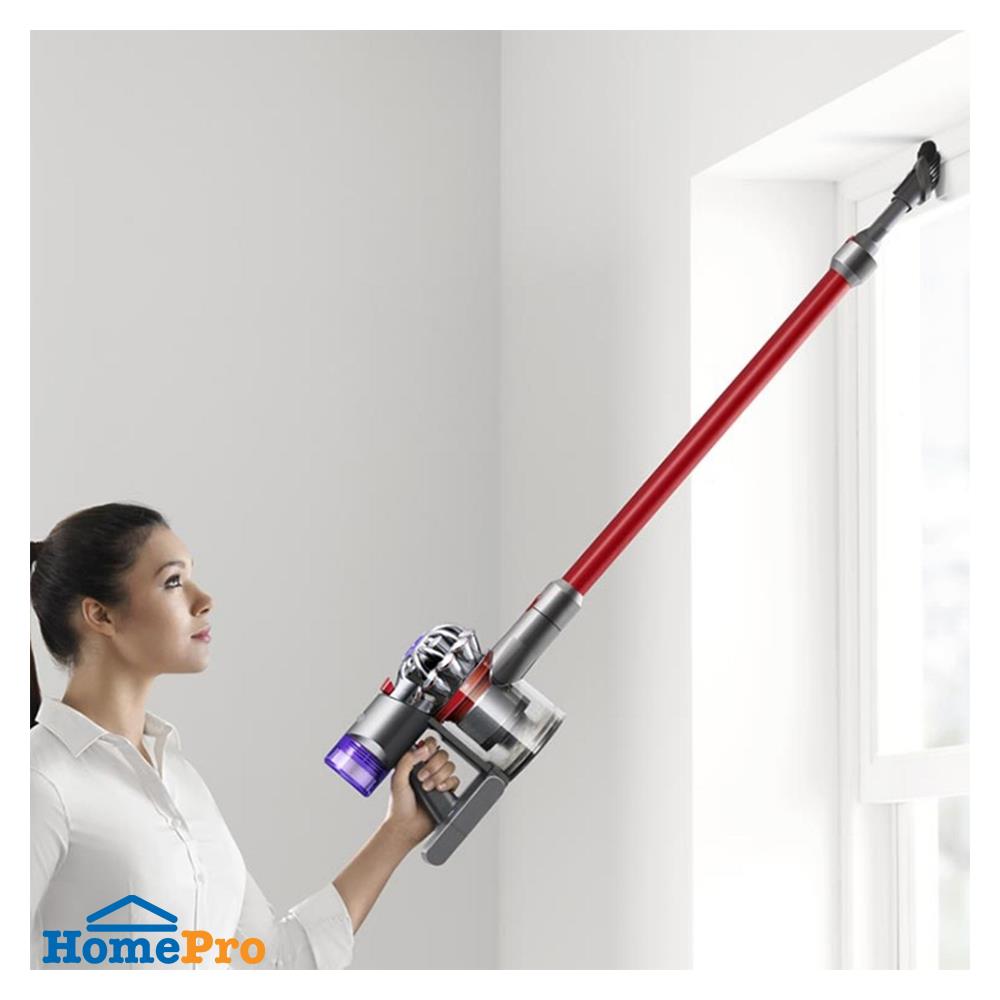 เครื่องดูดฝุ่นแบบด้าม DYSON SV10K V8 SLIM FLUFFY IRON / SPRAYED NICKEL / RED