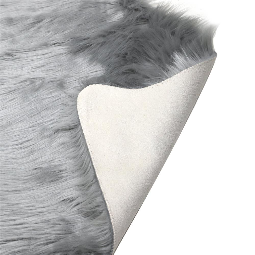 พรมขนแกะเทียม HOME LIVING STYLE 60X90 ซม. สีเทา