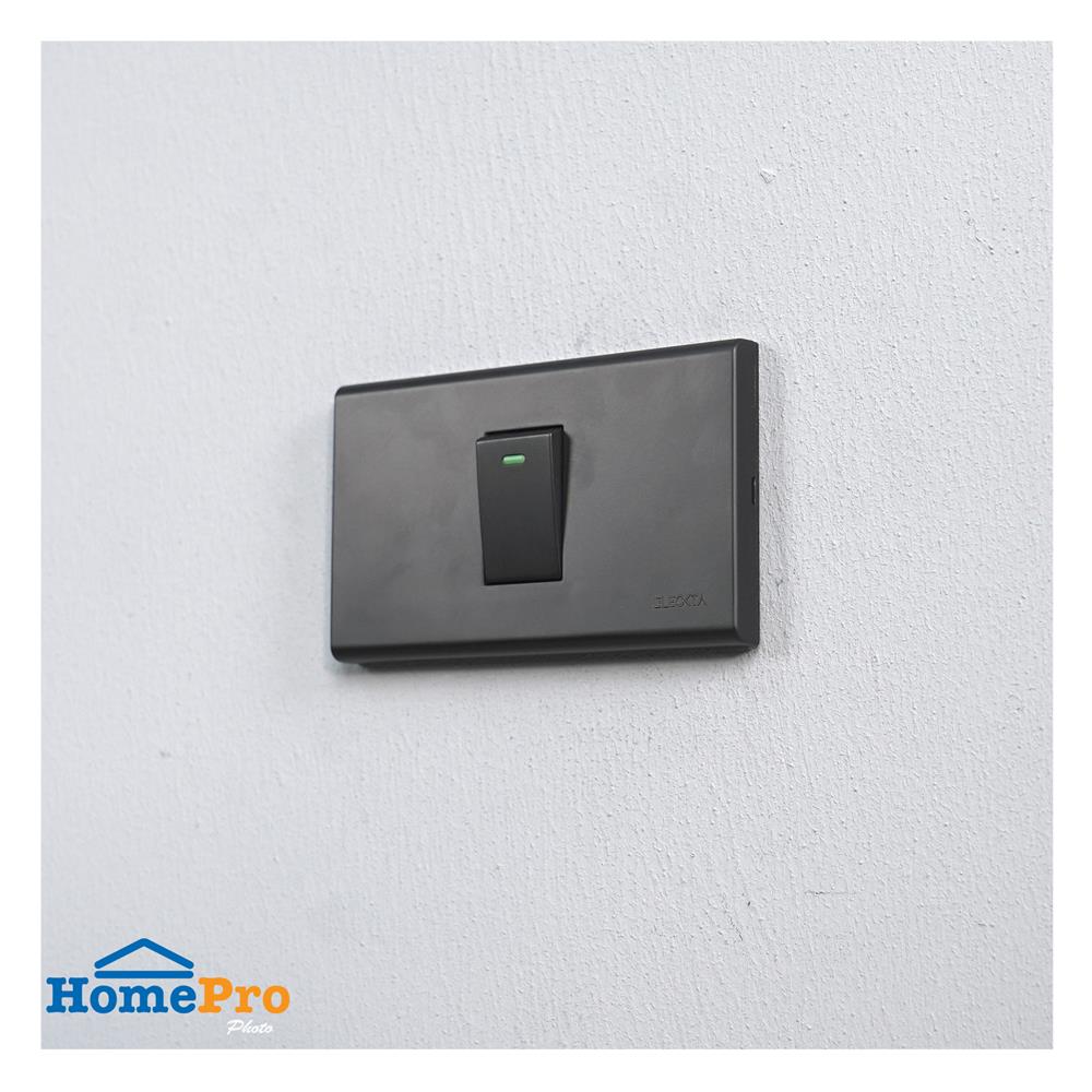ชุดสวิตช์ 1 ทาง 1 ช่อง ELECKTA N BASIC สีดำ