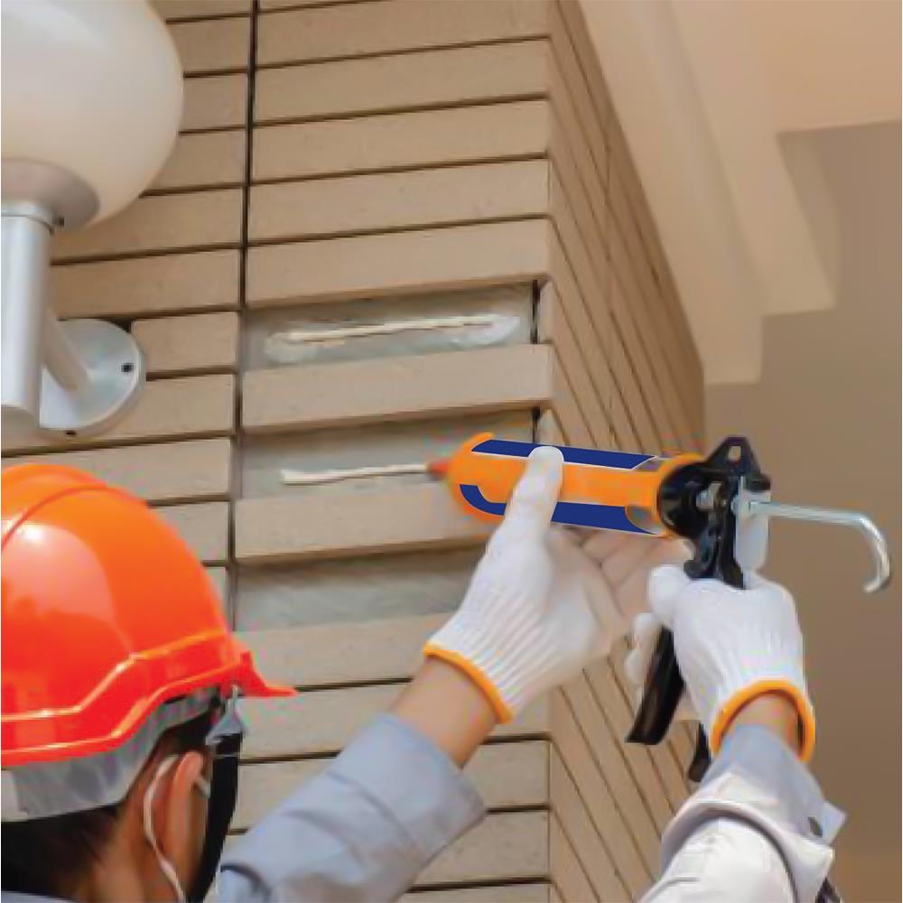 กาวพลังตะปูสูตรน้ำมัน BESBOND 320 ก. สีเบจ