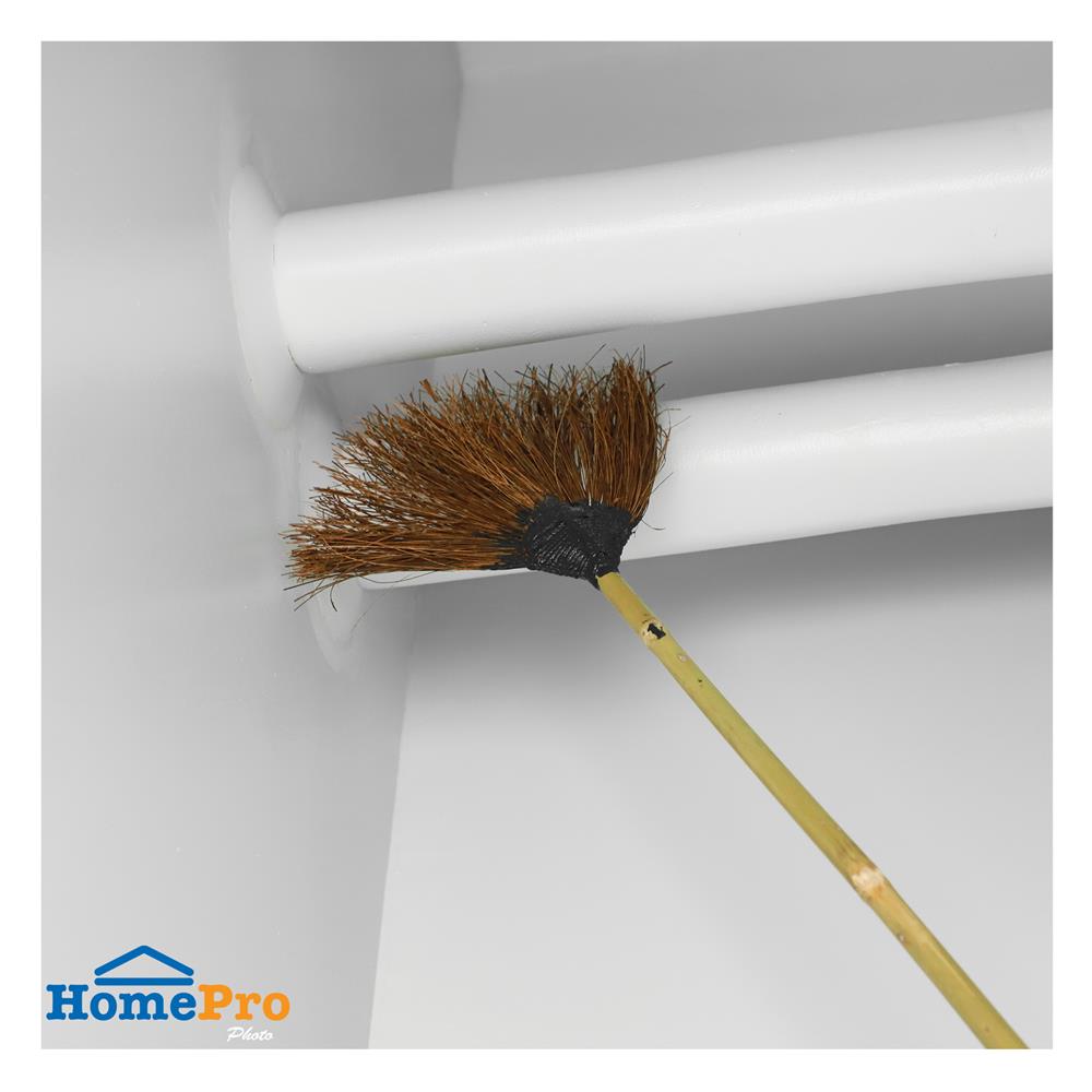 ไม้กวาดหยากไย้ใยตาล ด้ามไม้ไผ่ ACCO 2.70 เมตร สีธรรมชาติ