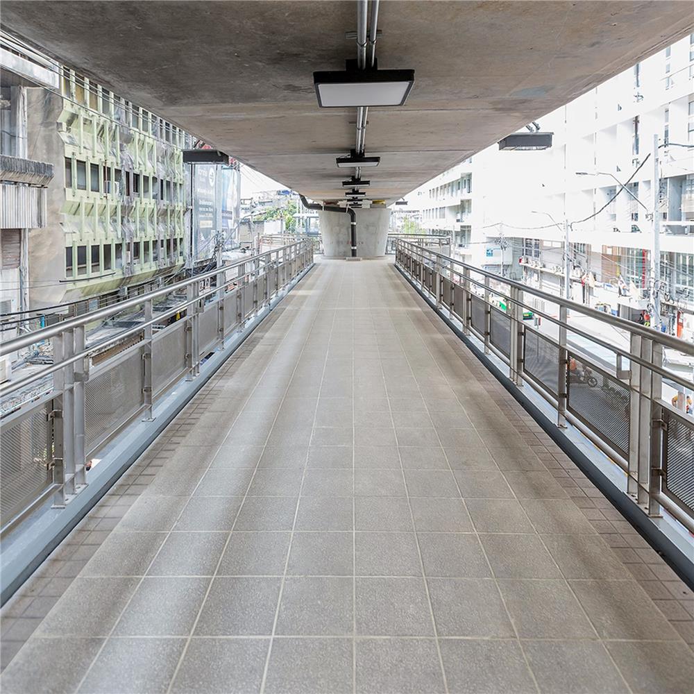 กระเบื้องดินเผา 8x8 นิ้ว KENZAI แกรนิตโต้ ไททาเนียมเกรย์ 16P