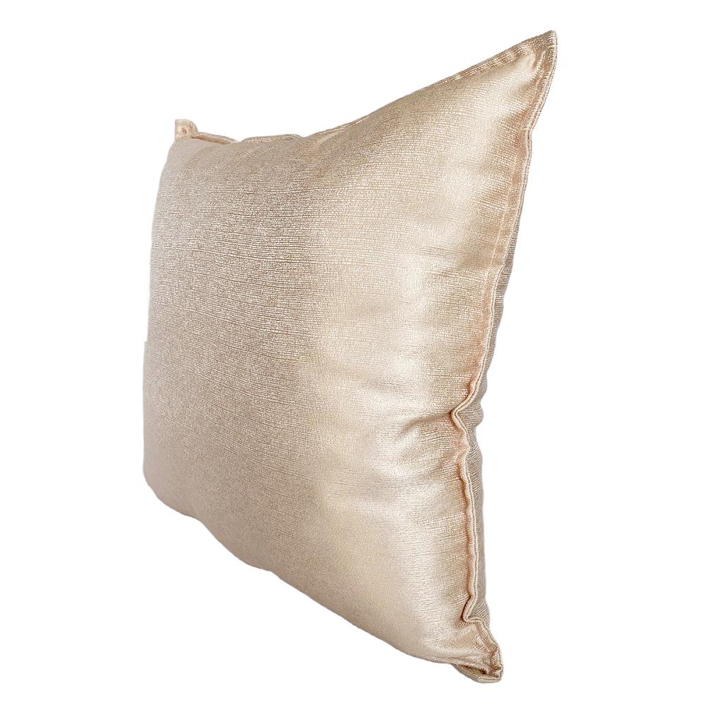 หมอนอิง HOME LIVING STYLE LARA 24X24 นิ้ว สีครีม